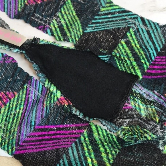 Victoria’s Secret PINK all over lace sexy panties size xs - Picture 8 of 8